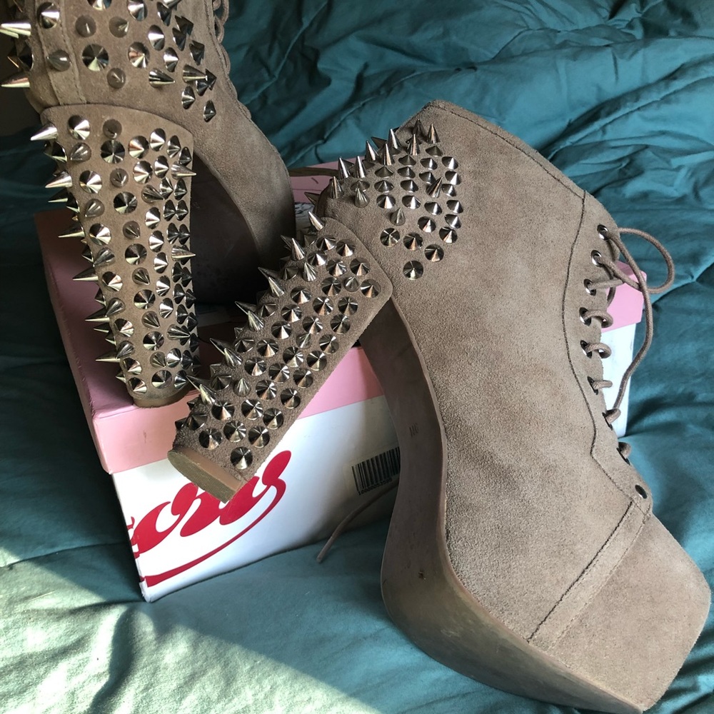 Jeffrey Campbell Spiked Lita Suede Taupe size 9